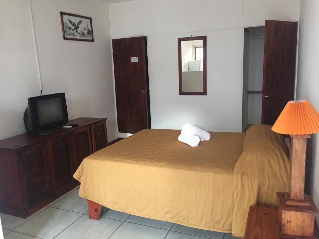 Hotel Coco Beach Manuel Antonio Exterior photo